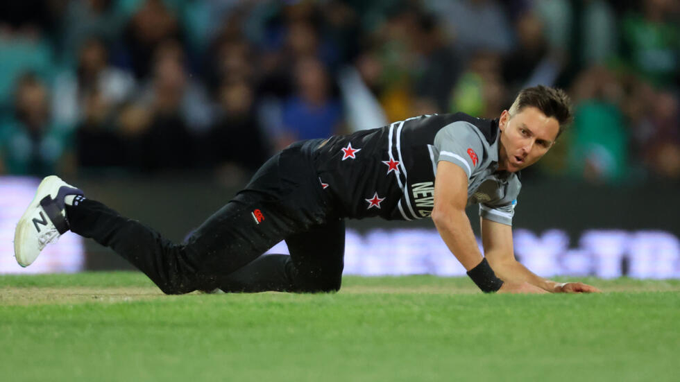 Boult back in New Zealand ODI squad for England tour